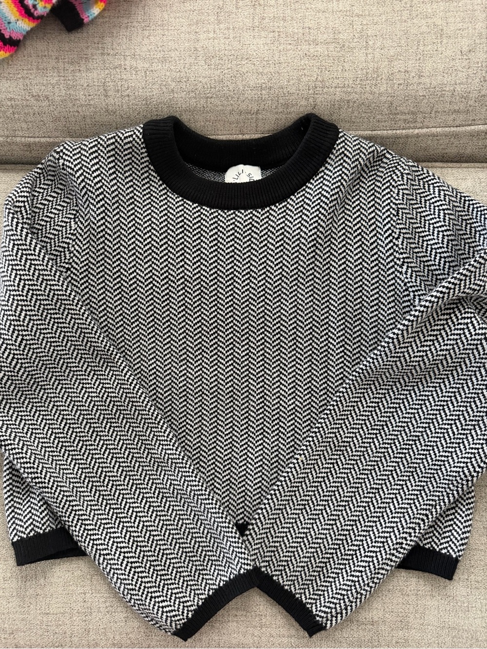 Women’s Boutique Black & White Herringbone Crewneck Sweater
